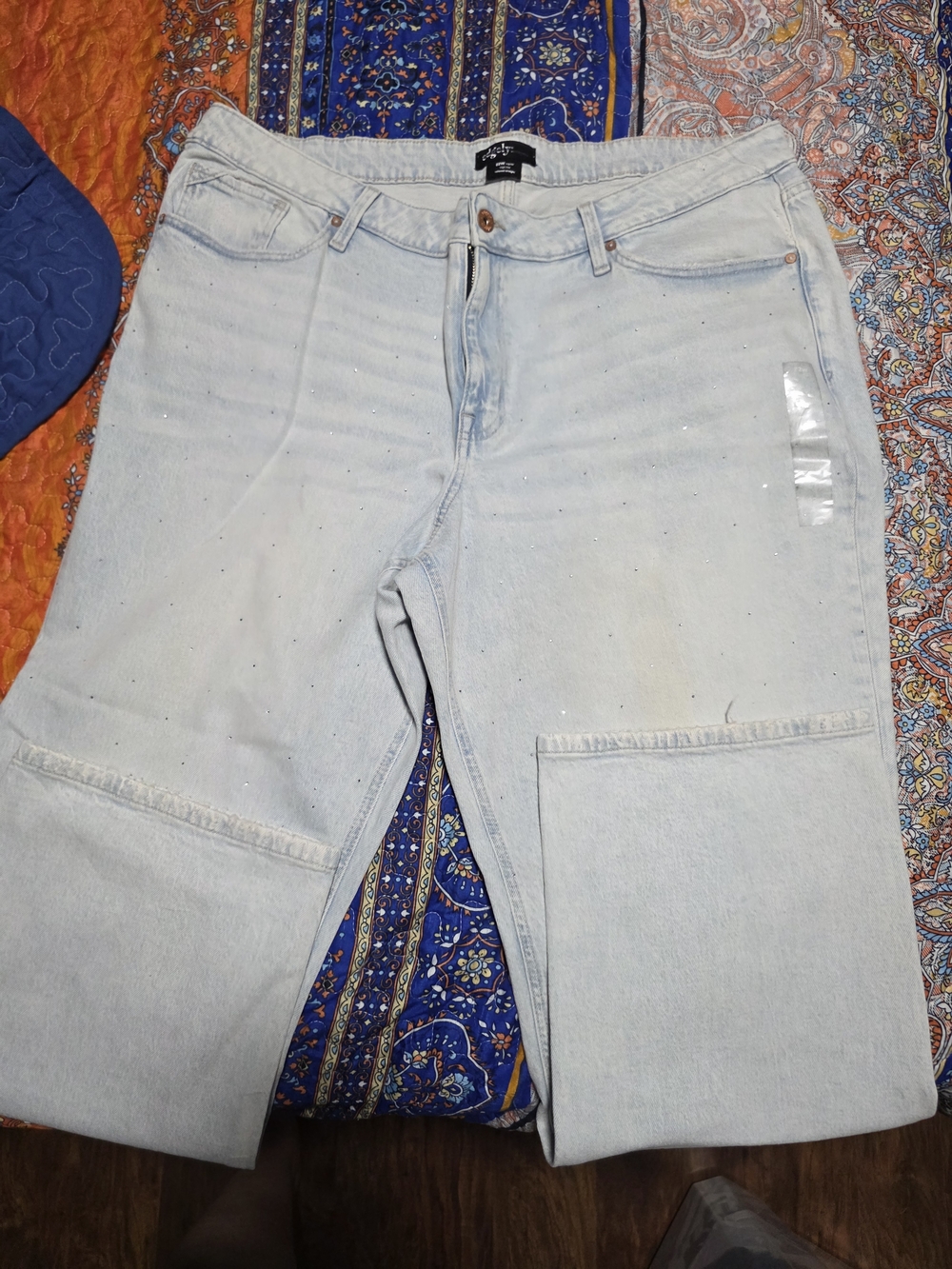 Edgely Light Wash Women's Jeans - Casual Straight Leg